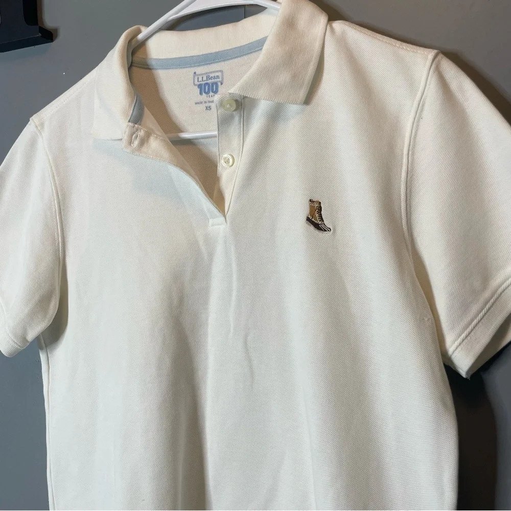 LL Bean Polo White 100 Year Edition With Boot logo embroidered women’s size xs - Picture 3 of 10